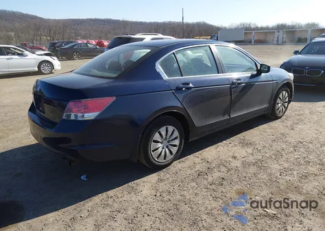 2009 Honda Accord 2.4 Lx z USA, uszkodzony, nr VIN 1HGCP263X9A024448